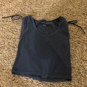 American Eagle shoulder tie cropped tank top
